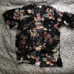 Kayleigh black with cranes gauzy kimono top